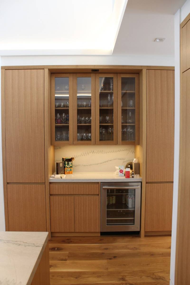 dark-themed kitchen cabinets